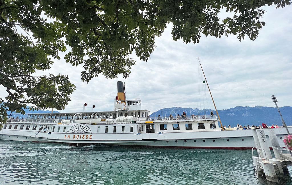 barco lago leman