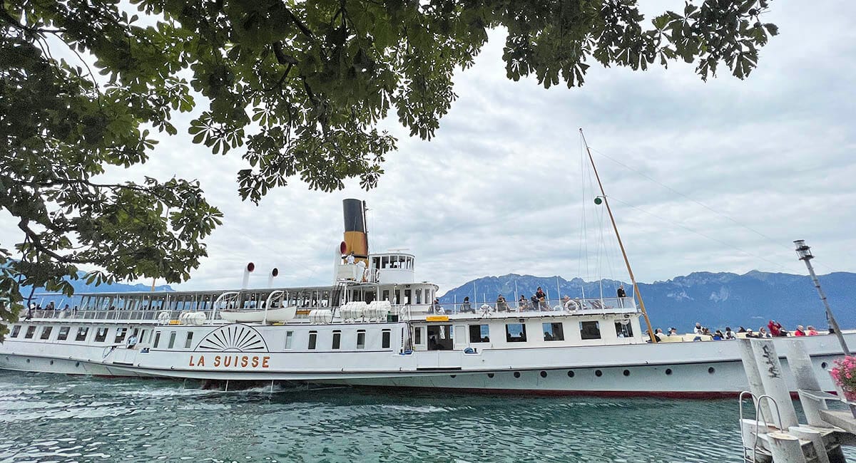 Lake Geneva cruise vintage boat