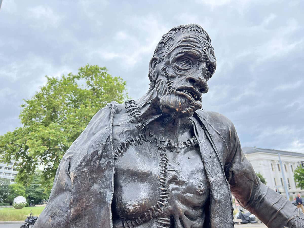 escultura de Frankestein
