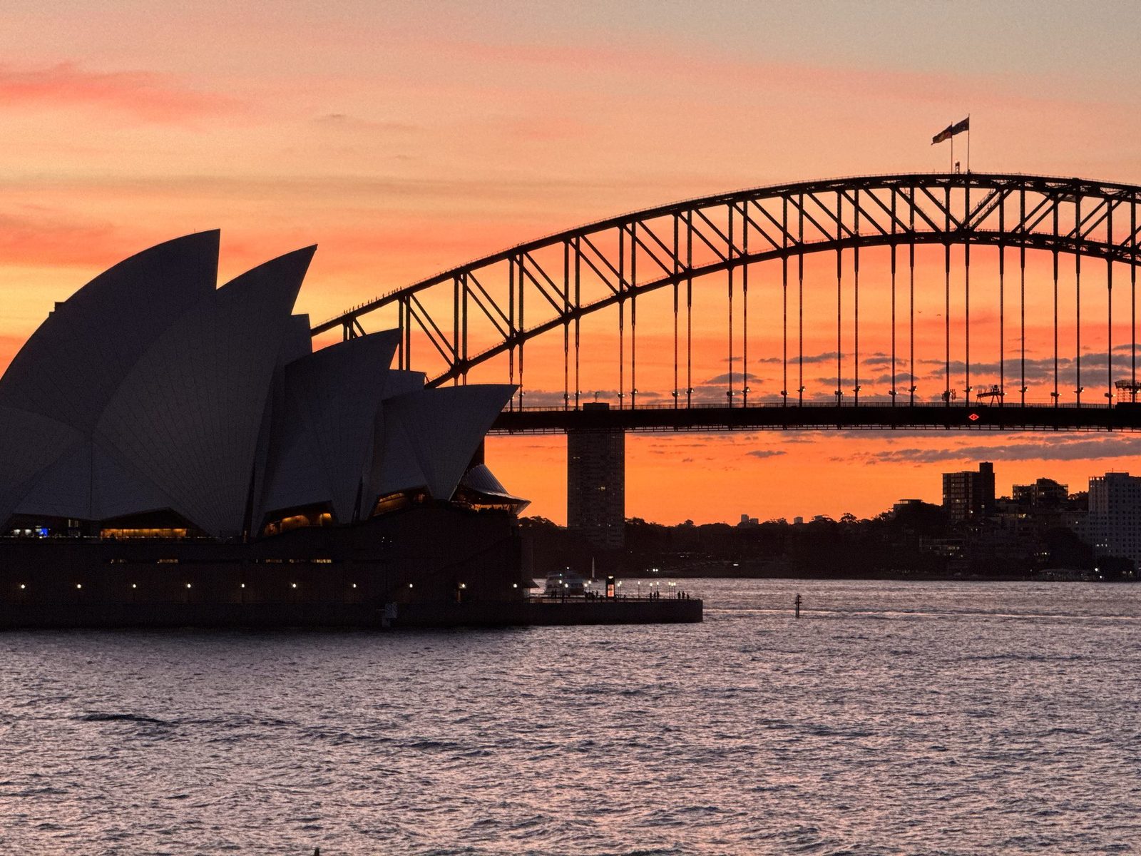 Australia con ninos sydney opera botanic garden atardecer
